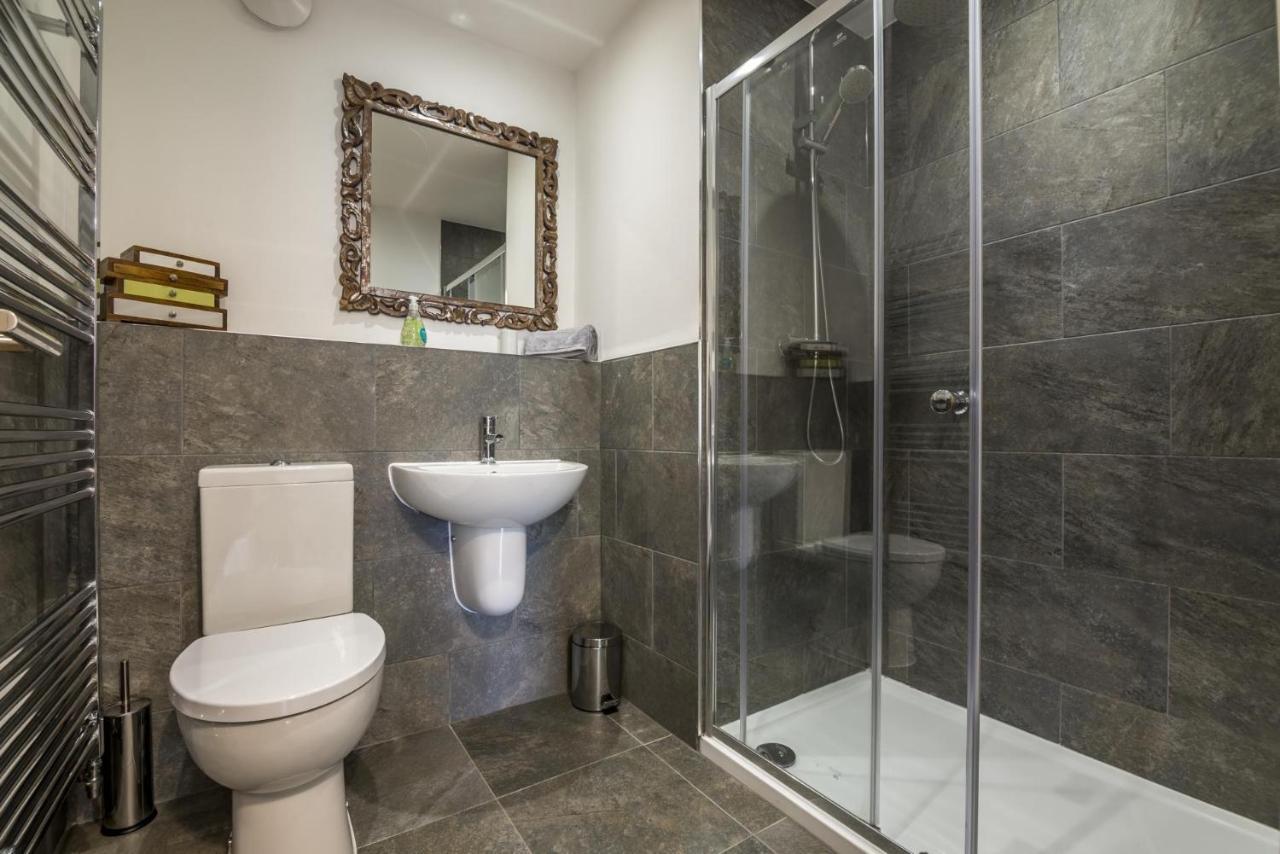 Milford Street - 5 Bedroom Luxurious Holiday Home - サンダースフット エクステリア 写真