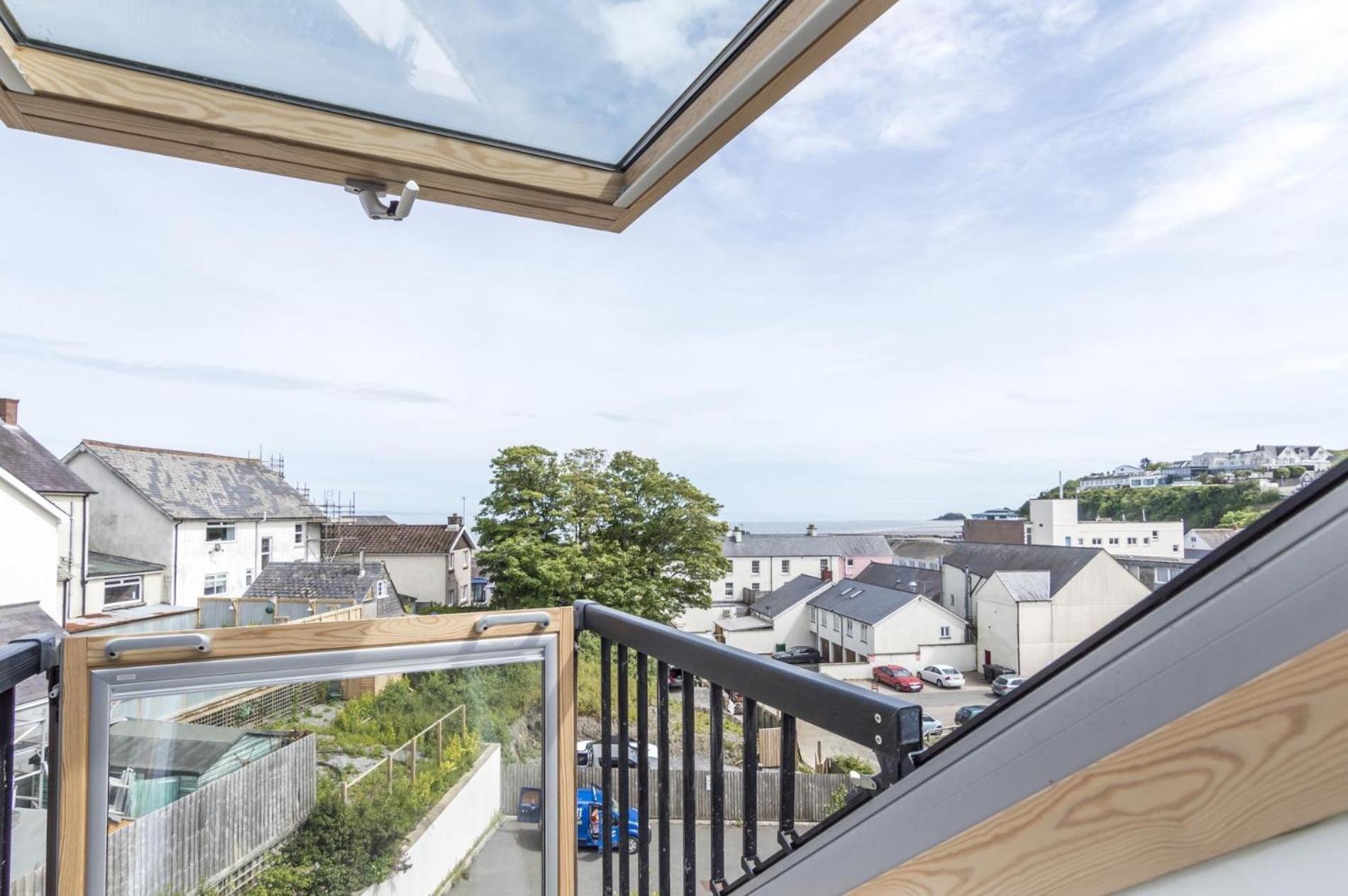 Milford Street - 5 Bedroom Luxurious Holiday Home - サンダースフット エクステリア 写真
